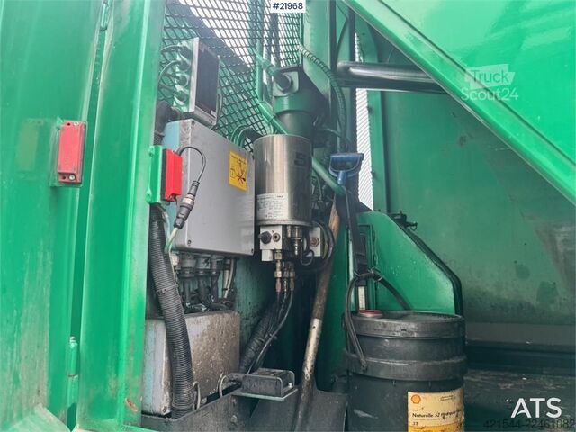 Hulladékgyűjtő jármű Scania P340 LPG 6x2 Waste Collection Truck with Crane