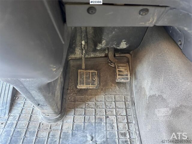 Standard-SZM Volvo FH16 700 6x4 heavy-duty tractor unit – 300,000 km