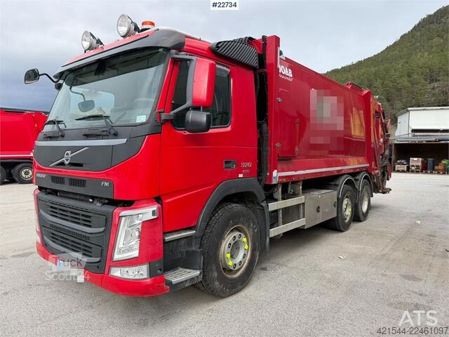  Volvo FM370 6x2 pusher with 2 chamber refuse truck with