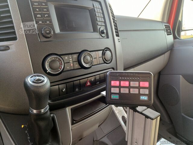 Tűzoltóautó Mercedes-Benz Sprinter 316 OneSeven CAFS