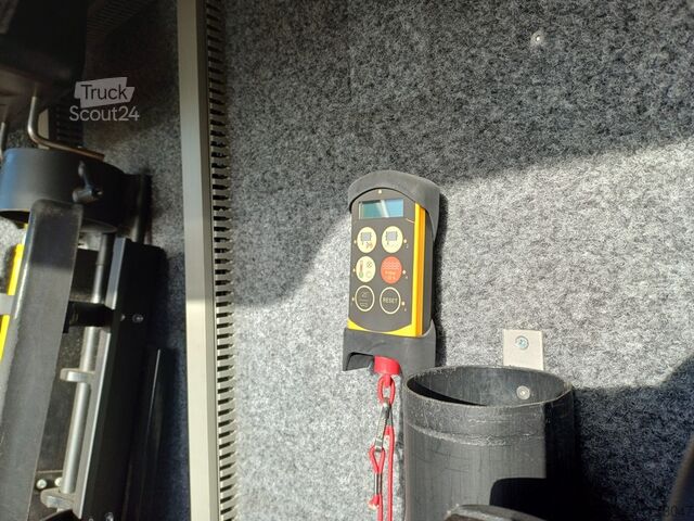 Tűzoltóautó Mercedes-Benz Sprinter 316 OneSeven CAFS