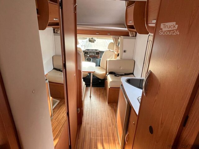 Alkóvos lakókocsi XGO Dynamic 28 - Festbett  !!! Top-Ausstattung !!!