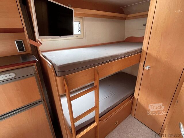 Alkovas kemperis EURAMOBIL A 695 VB - Etagenbetten - Garage - Markise - TV