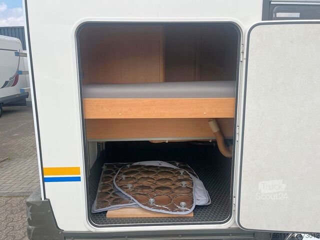 Alkovas kemperis EURAMOBIL A 695 VB - Etagenbetten - Garage - Markise - TV