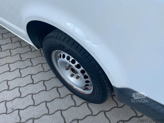 Minibus VW T5 Transporter Kleinbus Kombi 9 Sitzer Klima
