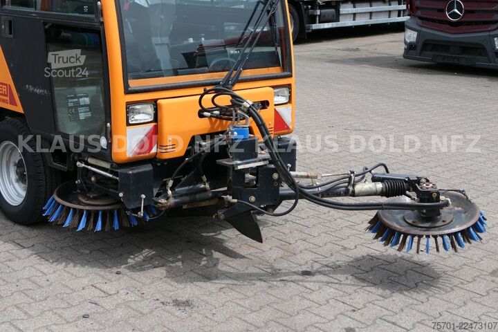 Кастомизированный фургон Bucher Citycat 2000 Kehrmaschine
