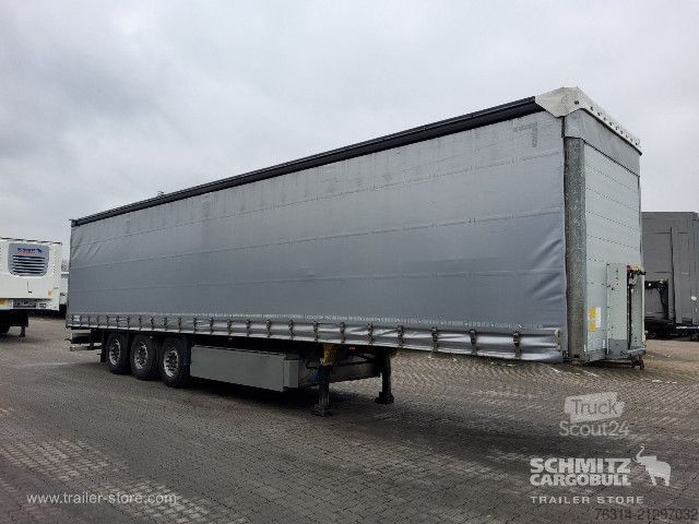 Auflieger mit Pritsche & Plane Schmitz Cargobull Curtainsider Standard Getränke