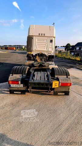 стандартный седельный тягач Iveco Stralis AS 440