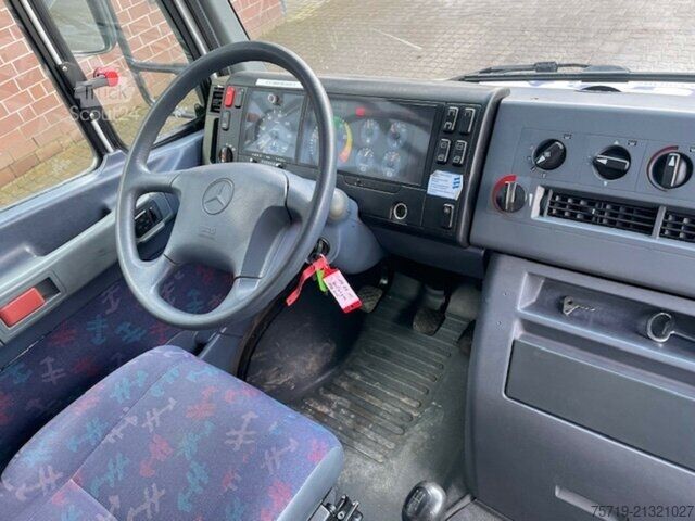 Sonderausbau-Transporter Mercedes-Benz Vario 615 DKA 4x2 Spülwagen