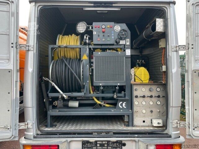 Sonderausbau-Transporter Mercedes-Benz Vario 615 DKA 4x2 Spülwagen