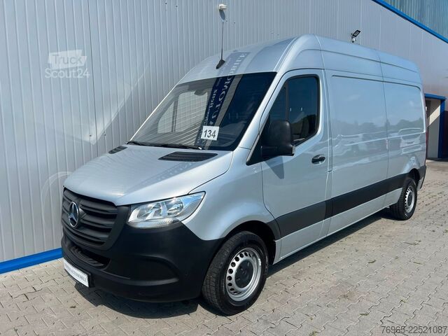 Kastenwagen hoch MERCEDES-BENZ Sprinter 215 9G-TR HOCH+LANG KLIMA 3-SITZ KAMERA