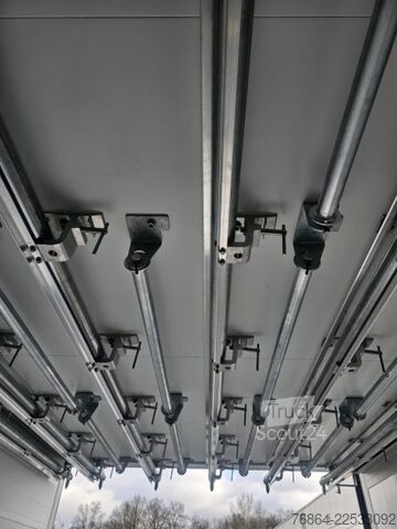 Tieflader-Sattelauflieger SCHMITZ KüHLER, MEAT HANG, THERMO KING SLX 300, FLEISCHKüHLER 10 STüCK VERFüGBAR