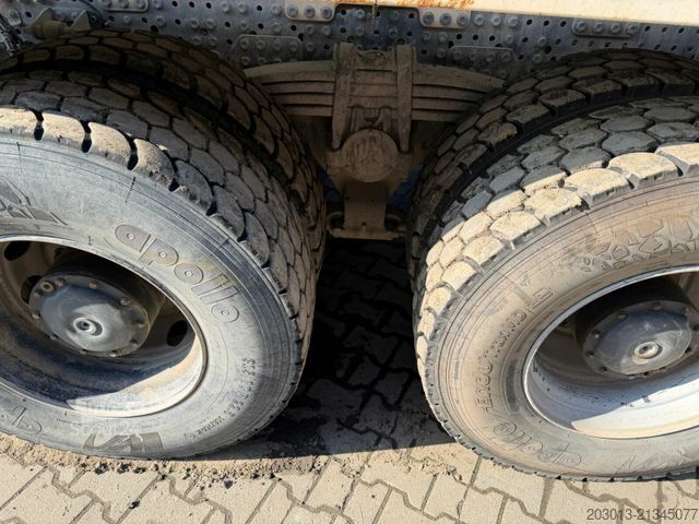 Betonmixer vrachtwagen MERCEDES-BENZ AROCS 3742 8x4 Betonmischer EUROMIX 10 m³