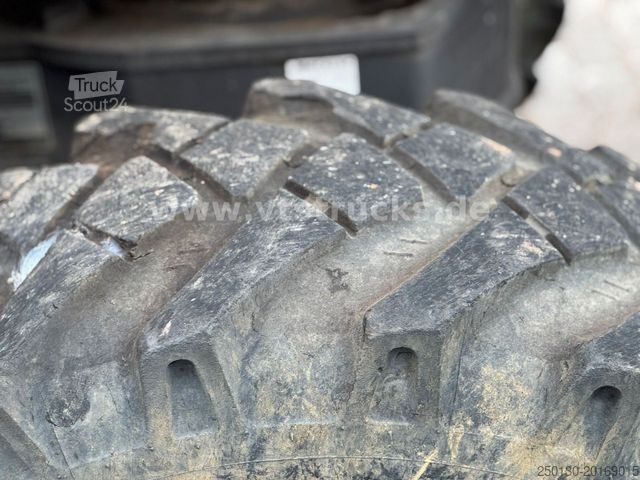 Wiellader MECALAC AS 750 Gabel + Schaufel