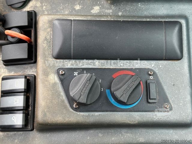 Wiellader MECALAC AX 850 4x4 Schaufel Greifschaufel 2.539 Std.