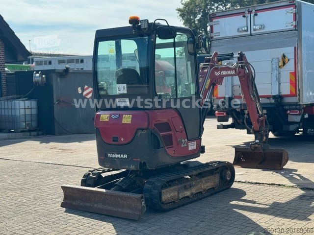 Mini ekskavatör YANMAR SV22 Minibagger  Schwenklöffel 488 Std.