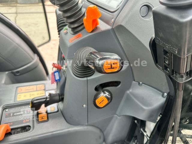 Gårdstraktor DEUTZ-FAHR 3060 mit Quicke Frontlader *NEU*
