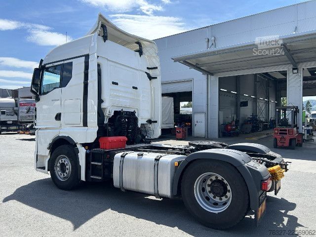 Standard SZM MAN TGX 18.520 4x2 BL SA