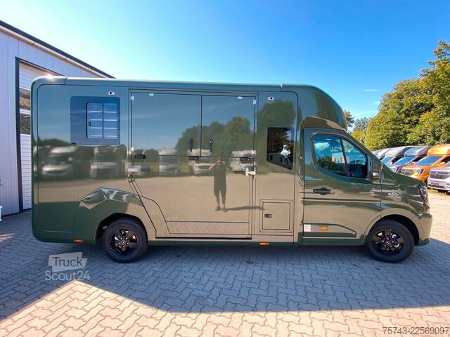 Viehtransporter RENAULT Master STX 5 Sitzer Haras ex. Lang Automatik