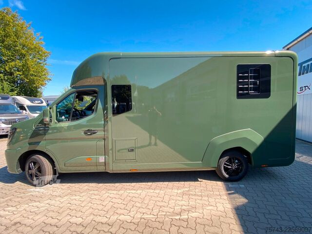 Viehtransporter RENAULT Master STX 5 Sitzer Haras ex. Lang Automatik
