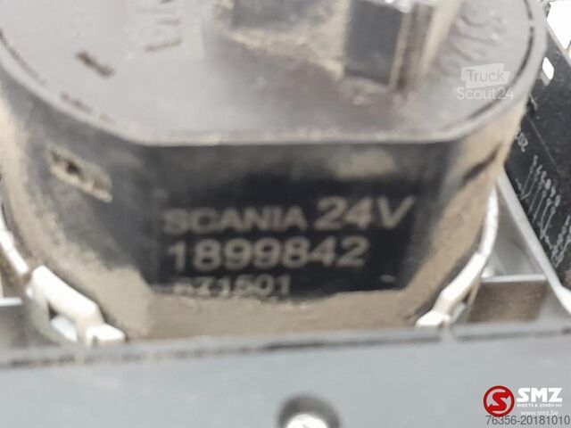Interjera daļa Scania Occ dashbordpaneel + bedieningsschakelaars Scania