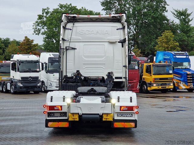  Scania R590 V8 NGS Highline 6x2 - Full spec - Retarder...