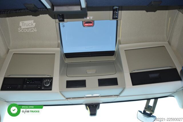Tracteur routier standard VOLVO FH 500 Globetrotter XL Varios