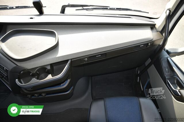 Vakio vetoauto VOLVO FH 500 Globetrotter XL Varios