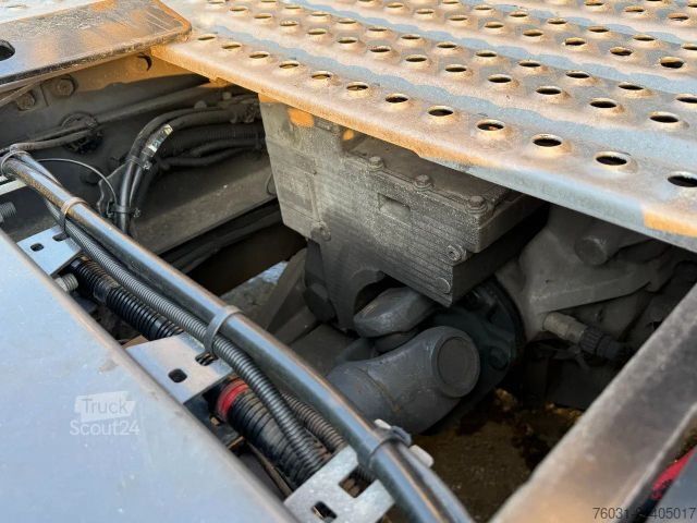 Standaard trekker VOLVO FH 13.500 4X2 Tractor-unit Spring/Air Retarder F
