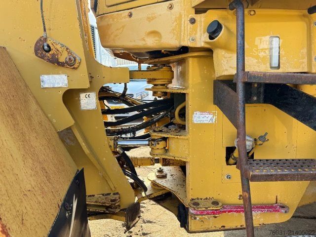 Mobilbagger CATERPILLAR 938F Wheelloader Full steering 3116 Engine