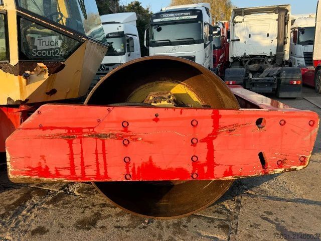Cilindru compactor cu tambur simplu DYNAPAC CA512D Roller Compactor with Vibration 16 Ton