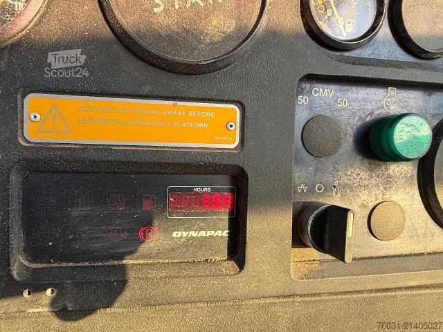 Cilindru compactor cu tambur simplu DYNAPAC CA512D Roller Compactor with Vibration 16 Ton