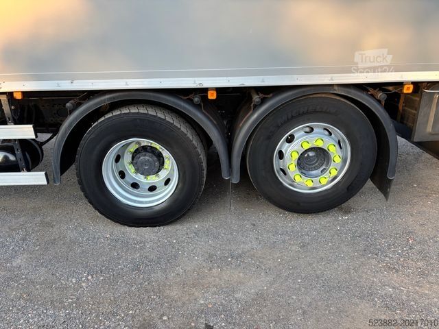 Kühlkoffer-LKW MAN TGM 26.340 6x2*Koffer9,8m*LBW*Tiefkühl*Lift-Lenk