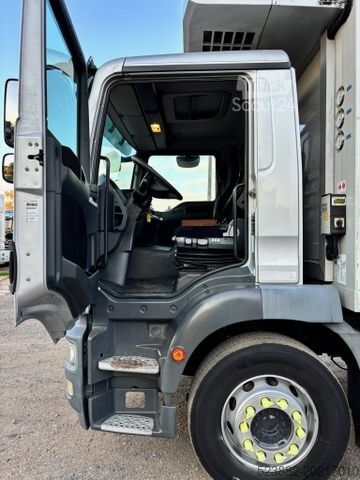 Kühlkoffer-LKW MAN TGM 26.340 6x2*Koffer9,8m*LBW*Tiefkühl*Lift-Lenk