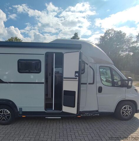 Yarı entegre karavan BÜRSTNER Signature SFT 7.1