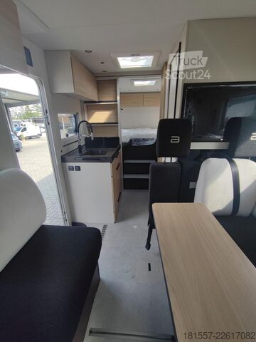 Yarı entegre karavan BÜRSTNER Signature SFT 7.1