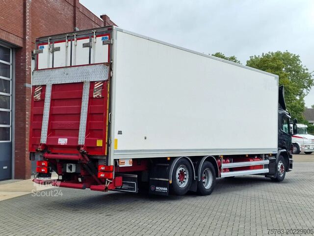 Gekoeld/bevroren transport Scania P320 6x2*4 - Thermoking T-1200 R Frigo - Zepro ...