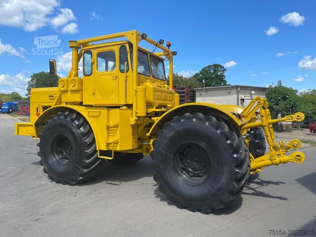 Trattore Kirovets K 701 V12 Zapfwelle / PTO