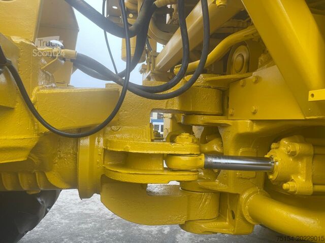 Трактор Kirovets K 701 V12