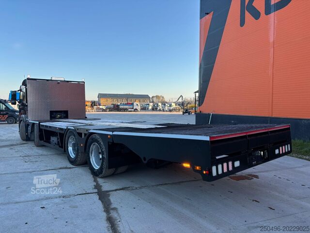 Autotransportieris Volvo FM 500 8x4 VANG PLATFORM L=9273 mm / RAMPS L=23...
