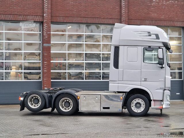 Standard-SZM DAF XF 530 SuperSpaceCab 6x2 - Retarder - Night cli...