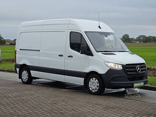 Bestelauto MERCEDES-BENZ SPRINTER 315 L2H2 Mbux Automaat!