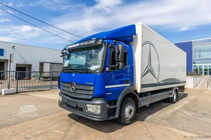 Kuffert Mercedes-Benz ATEGO 1524 L + DHOLLANDIA 2T.