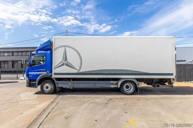 Kuffert Mercedes-Benz ATEGO 1524 L + DHOLLANDIA 2T.