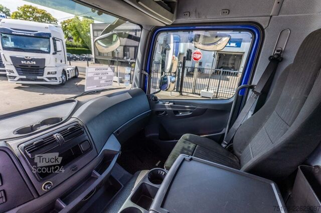 Maleta Mercedes-Benz ATEGO 1524 L + DHOLLANDIA 2T.