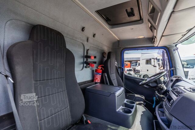 Maleta Mercedes-Benz ATEGO 1524 L + DHOLLANDIA 2T.