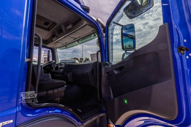 Maleta Mercedes-Benz ATEGO 1524 L + DHOLLANDIA 2T.