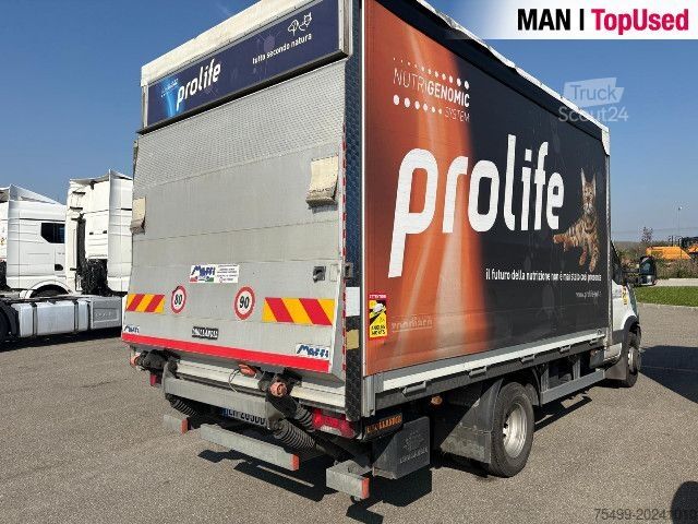Samochód ciężarowy z plandeką typu platforma IVECO 70C21