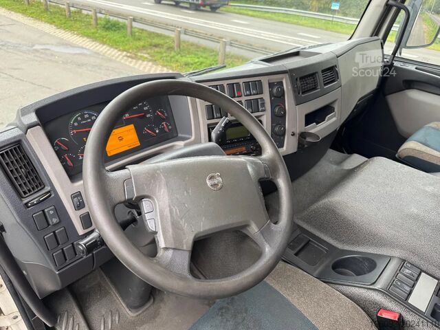 Vežimas šaldytuve ir (arba) šaldytuve Volvo FE 250 Koelwagen