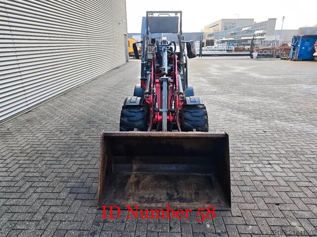 رافعة التحميل Weidemann 1250 CX